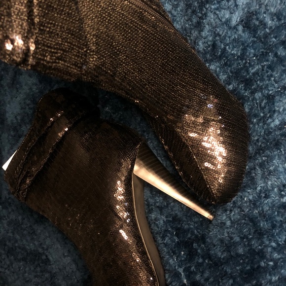 Booties - Picture 3 of 4